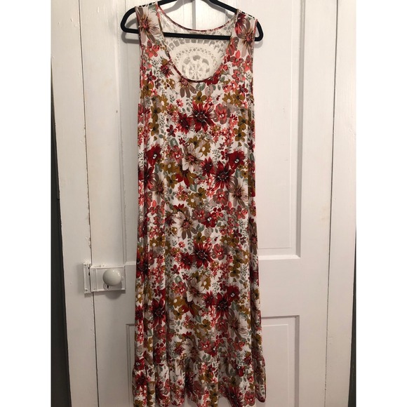 Soft Surroundings floral prairie
Cottagecore maxi dress size large 
crochet back - Picture 2 of 7